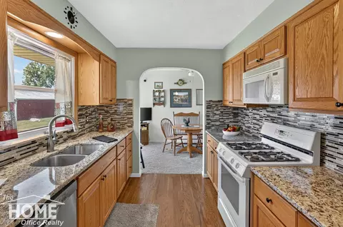 Kitchen - 825 N State, Owosso, MI 48867 photo 3 of 3