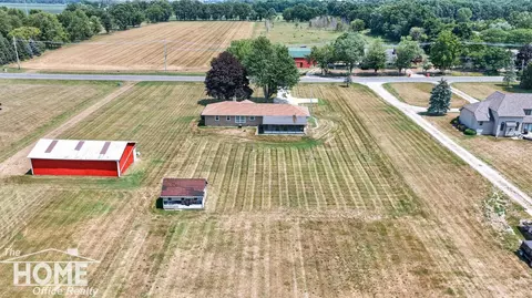 View/Area - 825 N State, Owosso, MI 48867 photo 2 of 3