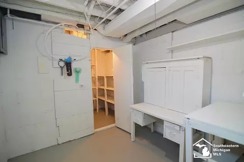 Other - 201 N Dettman, Jackson, MI 49202 photo 4 of 6