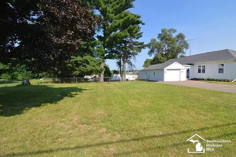Exterior - 201 N Dettman, Jackson, MI 49202 photo 2 of 7