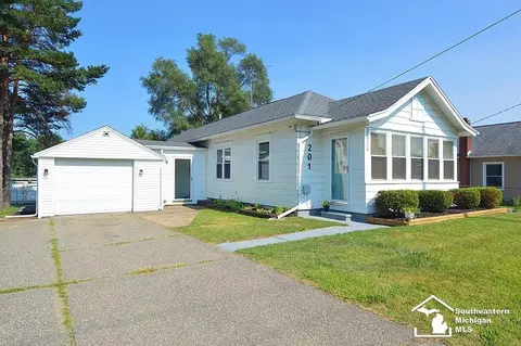Other - 201 N Dettman, Jackson, MI 49202 photo 1 of 6