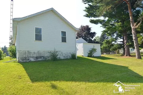 Exterior - 201 N Dettman, Jackson, MI 49202 photo 4 of 7