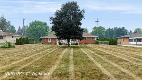 Exterior - 4386 N Elms, Flushing, MI 48433 photo 18 of 19