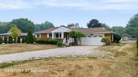 Exterior - 4386 N Elms, Flushing, MI 48433 photo 12 of 19