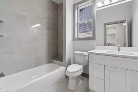 Bath - 45514 Gable, Macomb, MI 48044 photo 3 of 3