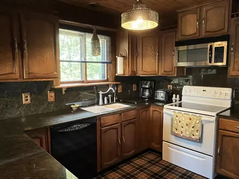 5392 Thornchester, Gladwin, MI 48624 photo 13