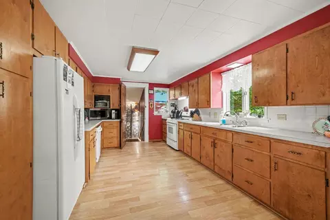 Kitchen - 535 E Sebewaing, Sebewaing, MI 48759 photo 1 of 2