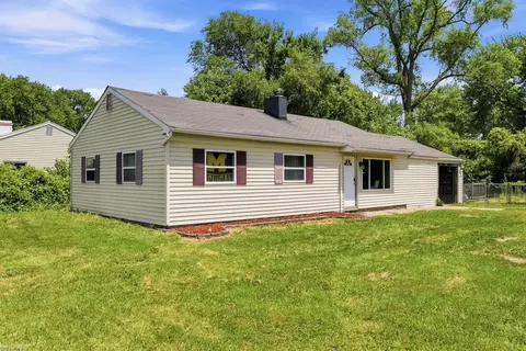20821 Melborn, Clinton Township, MI 48036