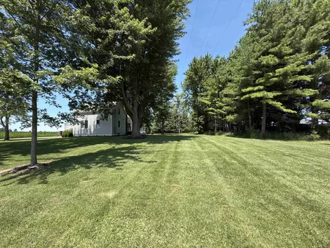 Exterior - 4951 Deckerville, Deckerville, MI 48427 photo 6 of 10