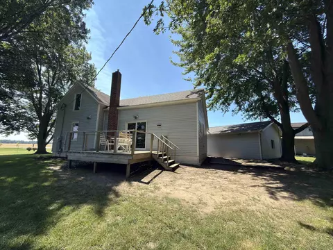 Exterior - 4951 Deckerville, Deckerville, MI 48427 photo 8 of 10