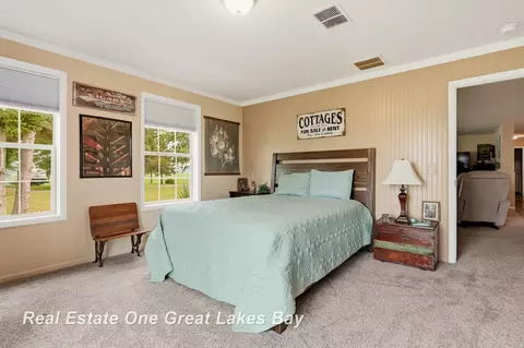 Bedroom - 6801 Standish, Bentley, MI 48613 photo 2 of 5