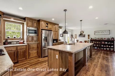 Kitchen - 6801 Standish, Bentley, MI 48613 photo 4 of 6