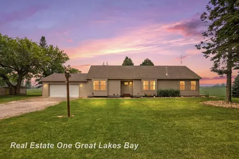 Exterior - 6801 Standish, Bentley, MI 48613 photo 5 of 11