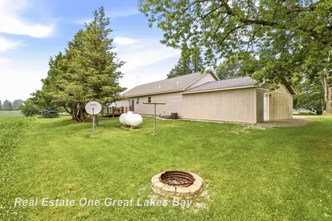 Exterior - 6801 Standish, Bentley, MI 48613 photo 10 of 11