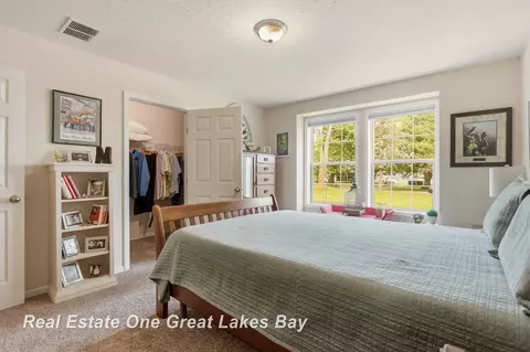 Bedroom - 6801 Standish, Bentley, MI 48613 photo 4 of 5