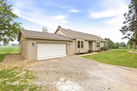 Exterior - 6801 Standish, Bentley, MI 48613 photo 3 of 11