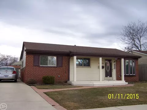 28203 Florence, Saint Clair Shores, MI 48081