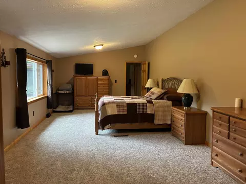 Bedroom - 1871 W Youngs, Gladwin, MI 48624 photo 3 of 5