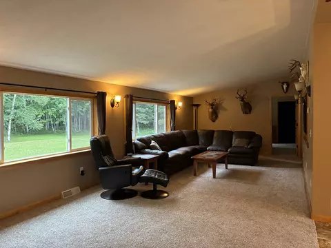 Living - 1871 W Youngs, Gladwin, MI 48624 photo 3 of 6
