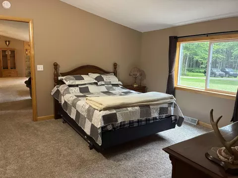 Bedroom - 1871 W Youngs, Gladwin, MI 48624 photo 4 of 5