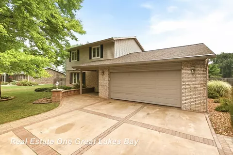 7560 S Laurie, Saginaw, MI 48609
