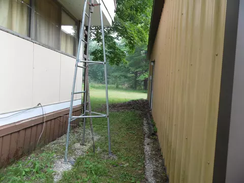 Exterior - 668 Big Oaks, Gladwin, MI 48624 photo 11 of 27