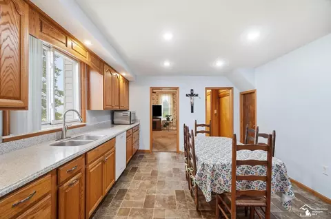 Kitchen - 4165 Fay, Carleton, MI 48117 photo 4 of 6