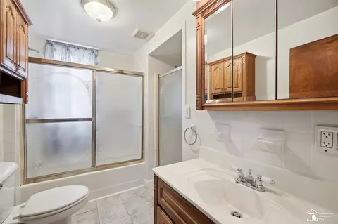 Bath - 4165 Fay, Carleton, MI 48117 photo 1 of 8