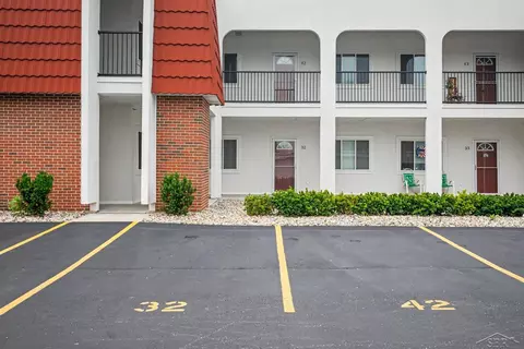 9035 Greenway, Saginaw, MI 48609