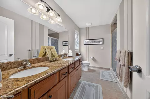 Bath - 18508 Opal, Macomb, MI 48042 photo 1 of 3