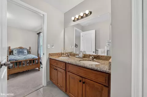 Bath - 18508 Opal, Macomb, MI 48042 photo 3 of 3