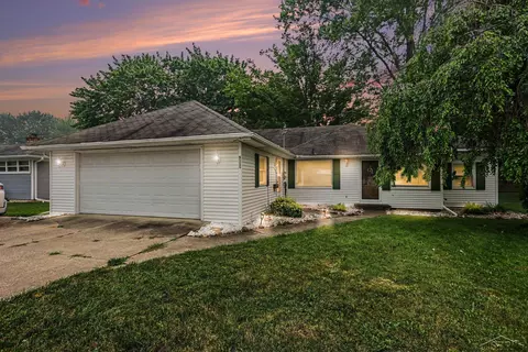 5111 Weiss, Saginaw, MI 48603