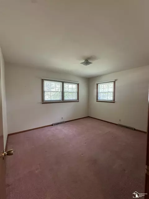 Bedroom - 53 Calvin, Monroe, MI 48162 photo 4 of 7
