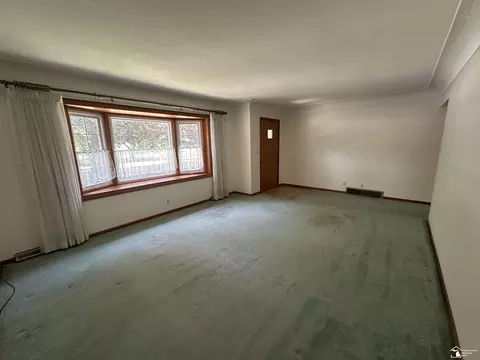 Living - 53 Calvin, Monroe, MI 48162 photo 2 of 2