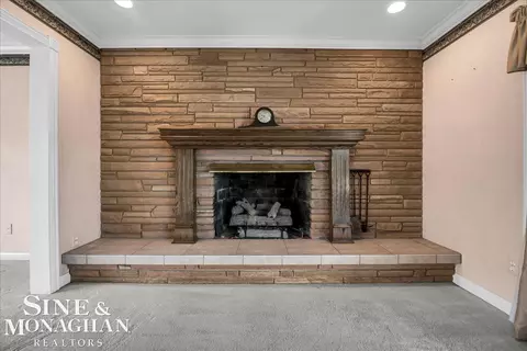Living - 7252 Cardinal, Clay, MI 48001 photo 7 of 9
