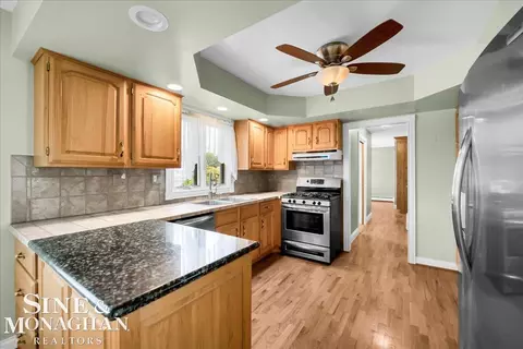 Kitchen - 7252 Cardinal, Clay, MI 48001 photo 2 of 7