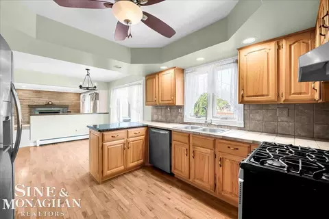 Kitchen - 7252 Cardinal, Clay, MI 48001 photo 4 of 7