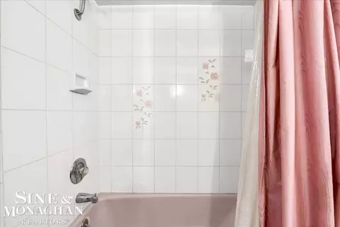 Bath - 7252 Cardinal, Clay, MI 48001 photo 5 of 8