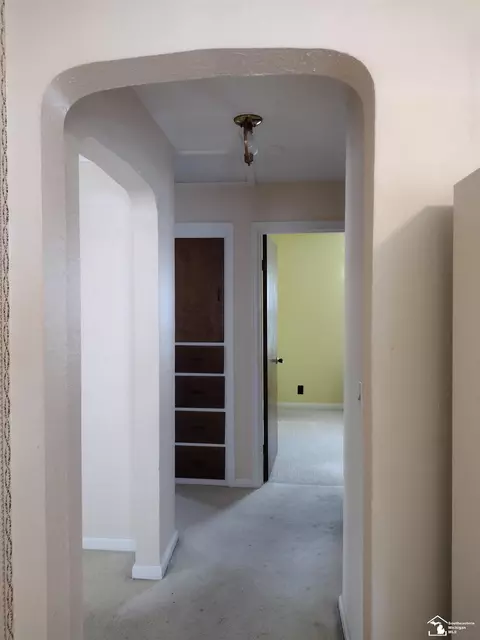 Entry Way - 1115 Cherry, Temperance, MI 48182 photo 1 of 2