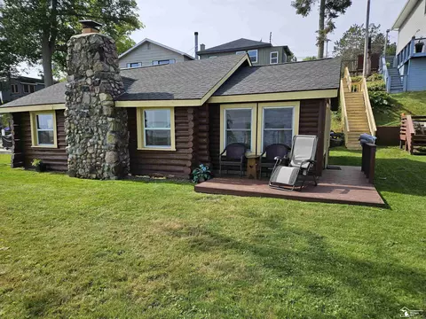 5380 W Houghton Lk, Houghton Lake, MI 48629