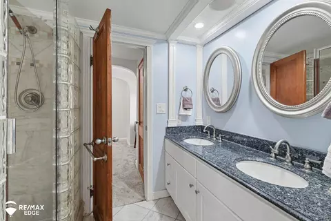 Bath - 8331 E Coldwater, Davison, MI 48423 photo 1 of 3