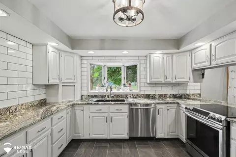 Kitchen - 8331 E Coldwater, Davison, MI 48423 photo 2 of 3