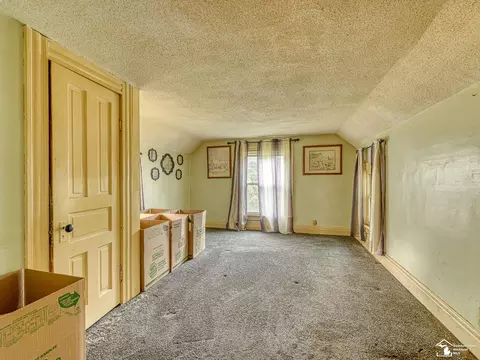 Bedroom - 4970 Bluebush, Monroe, MI 48162 photo 2 of 5