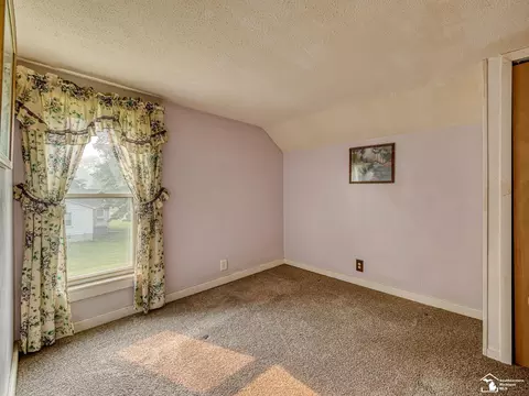Bedroom - 4970 Bluebush, Monroe, MI 48162 photo 1 of 5
