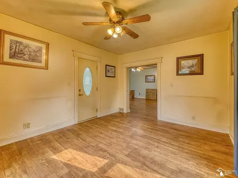 Living - 4970 Bluebush, Monroe, MI 48162 photo 6 of 7