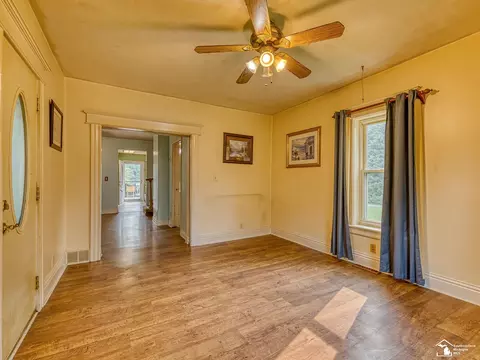 Living - 4970 Bluebush, Monroe, MI 48162 photo 7 of 7