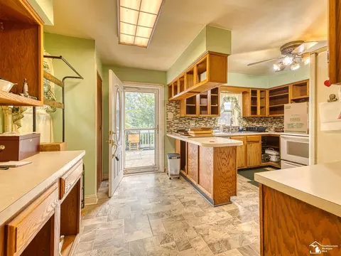 Kitchen - 4970 Bluebush, Monroe, MI 48162 photo 1 of 4