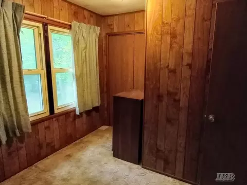 Bedroom - 5341 N M-30, Gladwin, MI 48624 photo 2 of 2