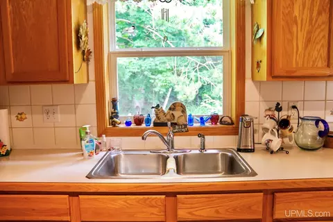 Kitchen - 1403 N Elevation, Hancock, MI 49930 photo 3 of 5