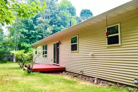 Exterior - 1403 N Elevation, Hancock, MI 49930 photo 2 of 8